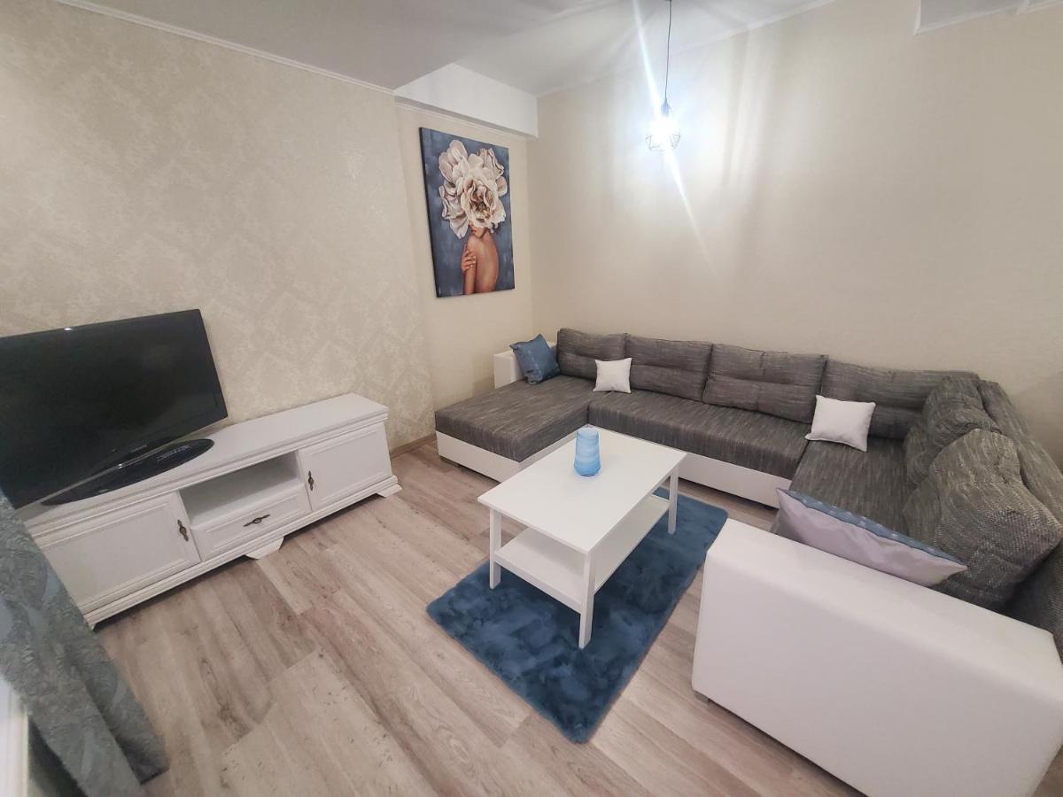 Morii Lake Special Apartment Bucureşti Ngoại thất bức ảnh