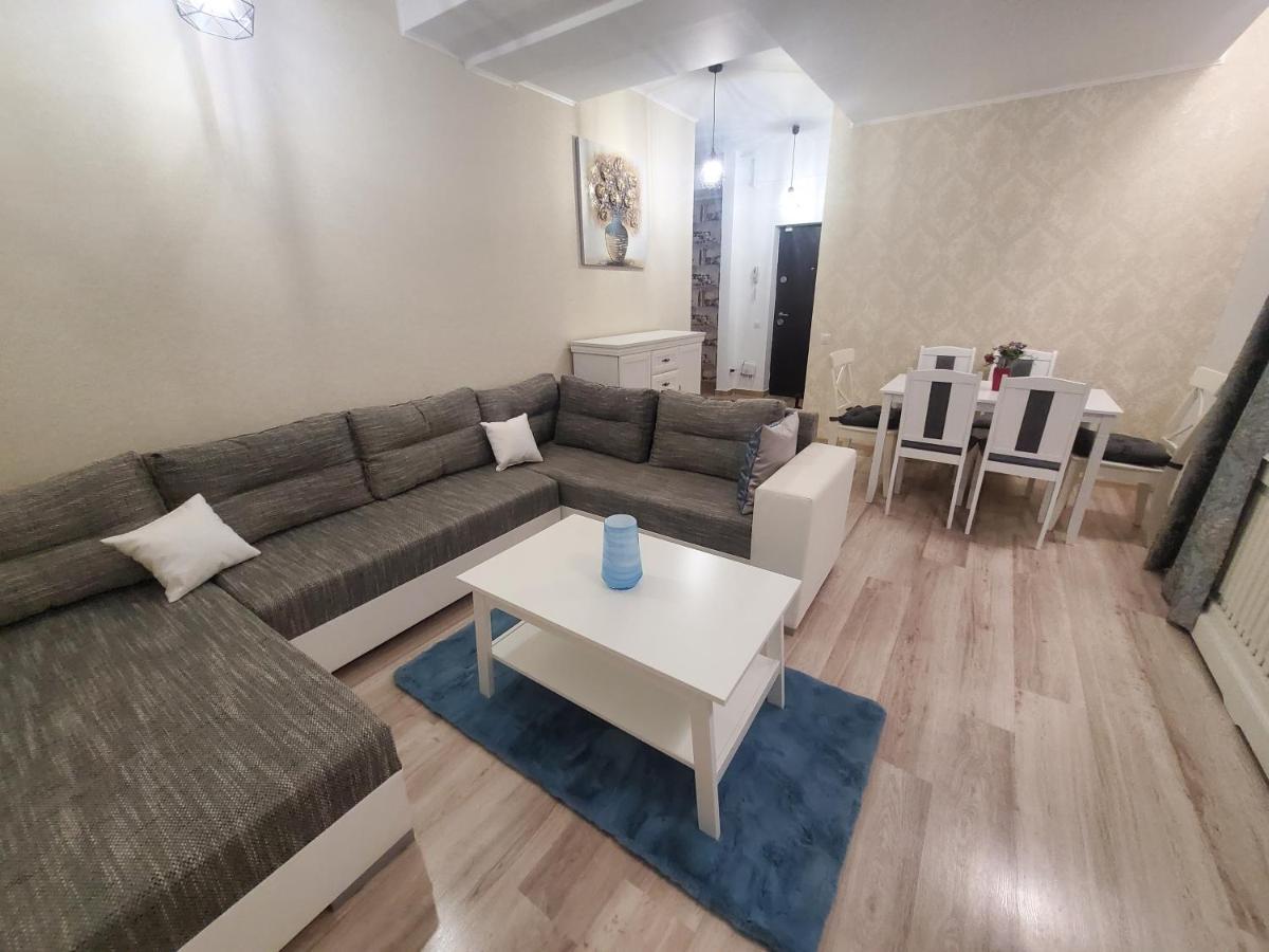 Morii Lake Special Apartment Bucureşti Ngoại thất bức ảnh