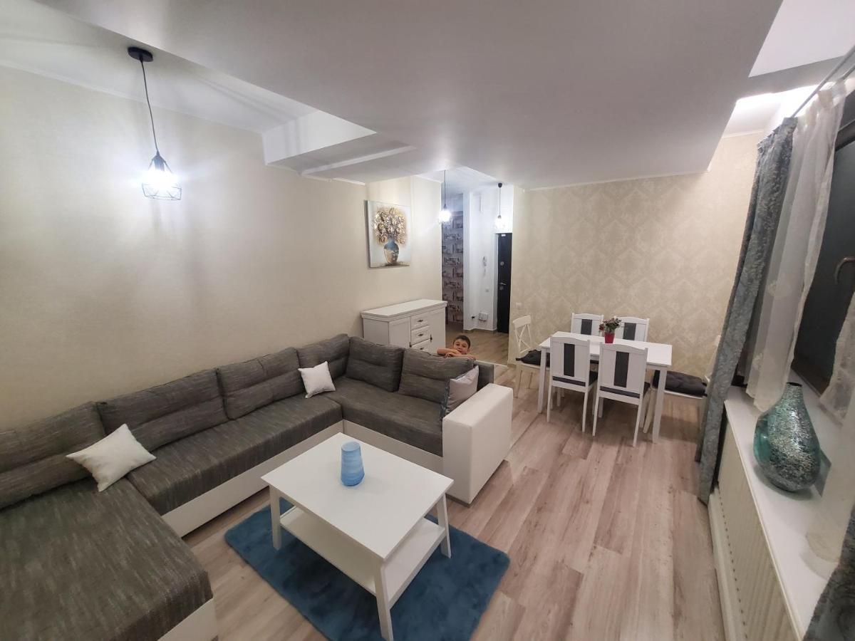 Morii Lake Special Apartment Bucureşti Ngoại thất bức ảnh