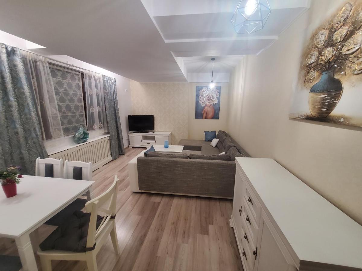 Morii Lake Special Apartment Bucureşti Ngoại thất bức ảnh