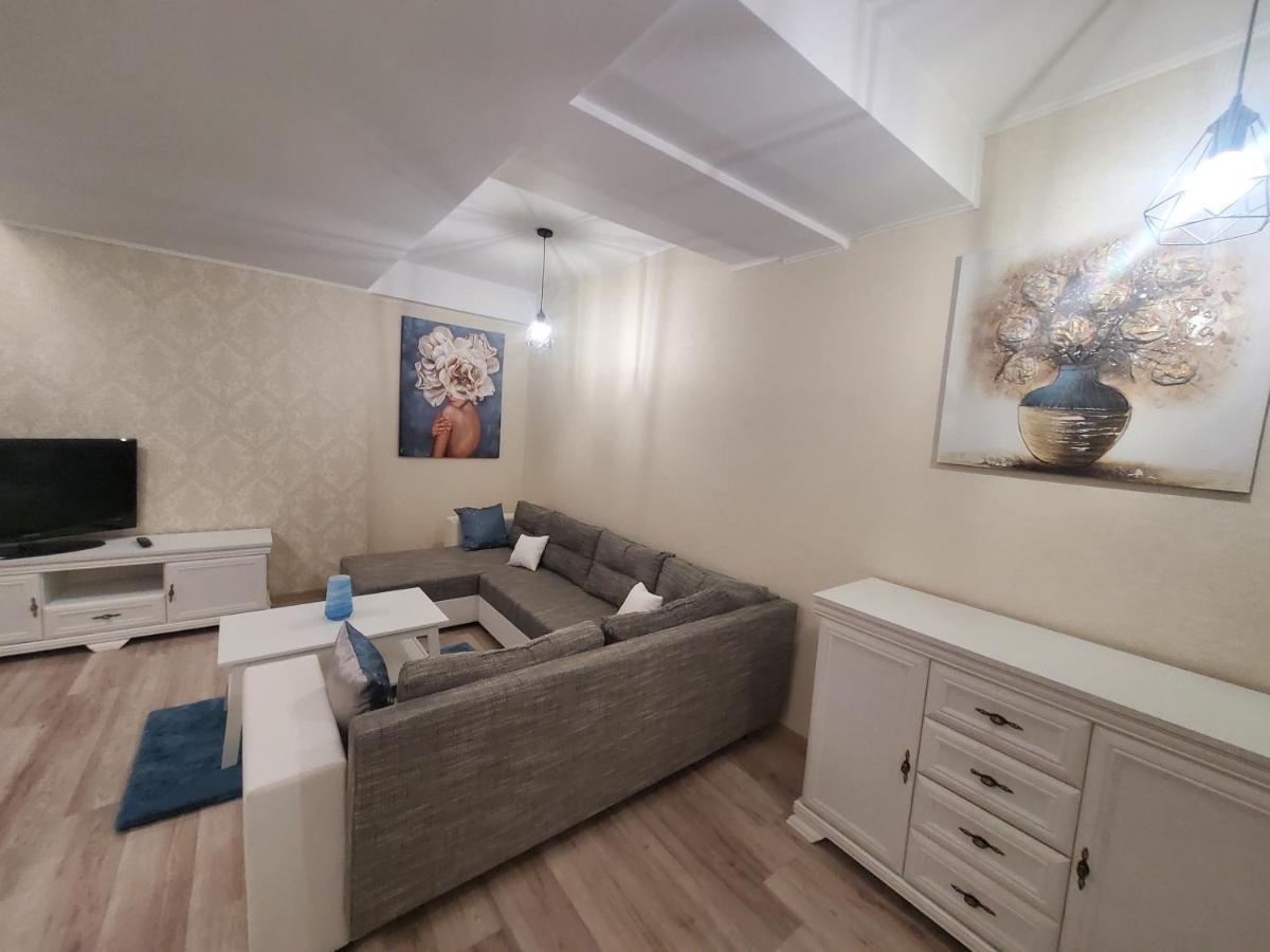 Morii Lake Special Apartment Bucureşti Ngoại thất bức ảnh