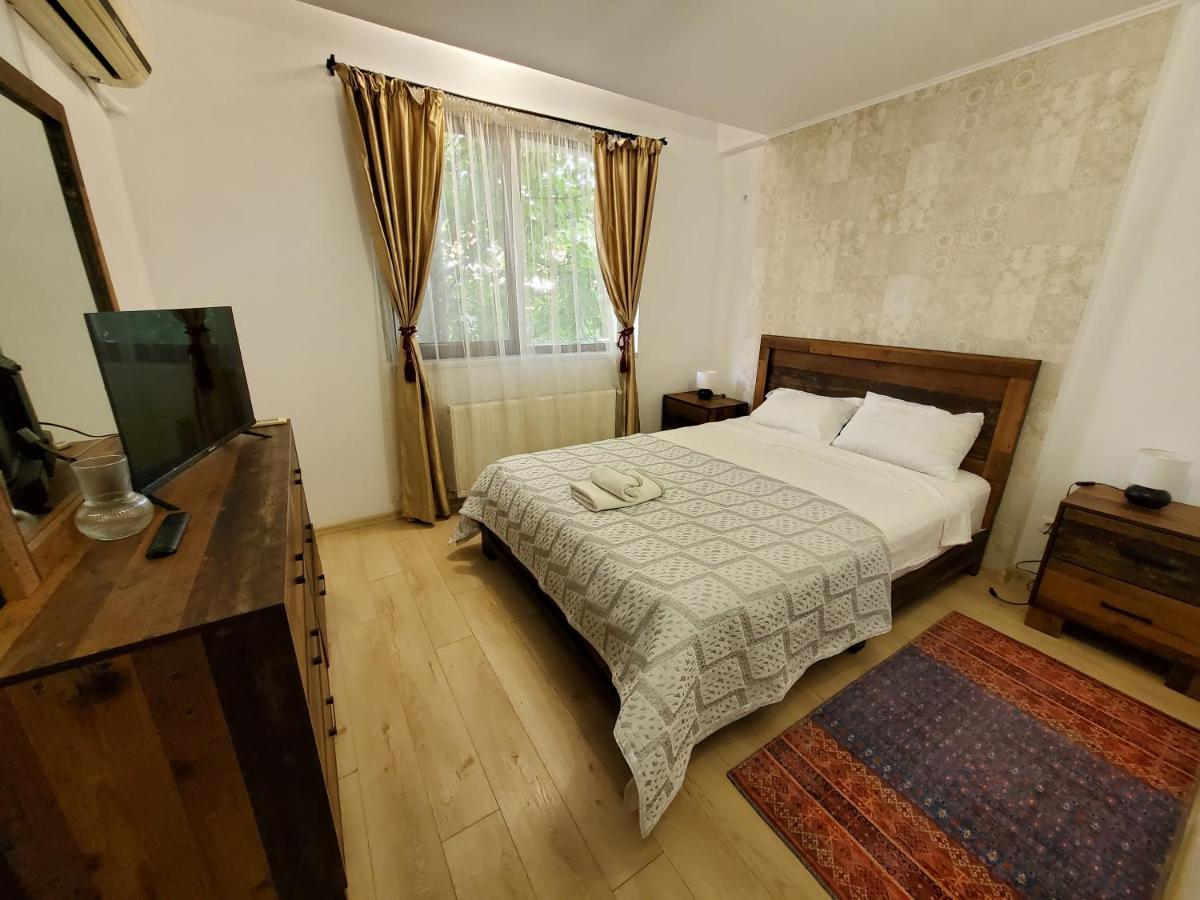 Morii Lake Special Apartment Bucureşti Ngoại thất bức ảnh